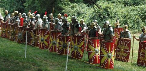 Roman Days 08 Field Muster - Legio XX Valeria Victrix, Legio III Cyrenaica, Legio XIV Martia Victrix, Legio V Alaudae, Legio XXIV Media Atlantia.jpg